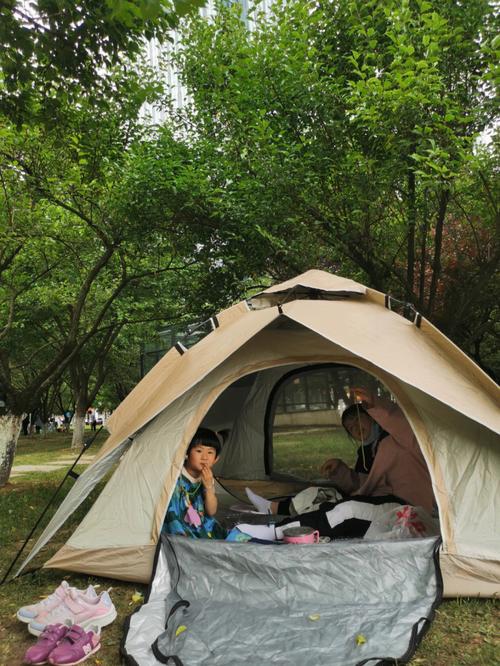 临平运动休闲公园搭帐篷
