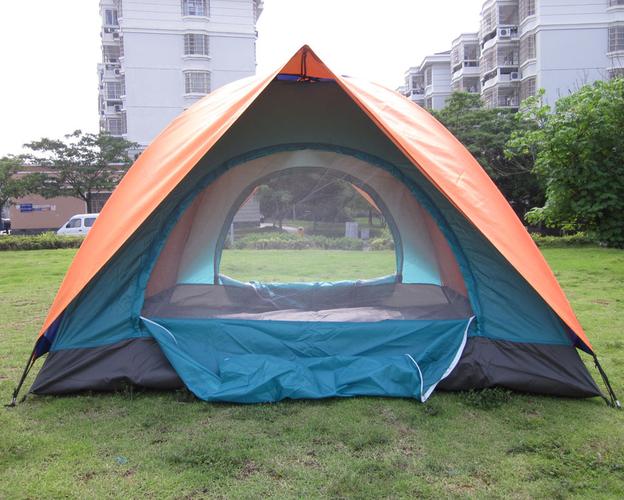 公共休闲区帐篷